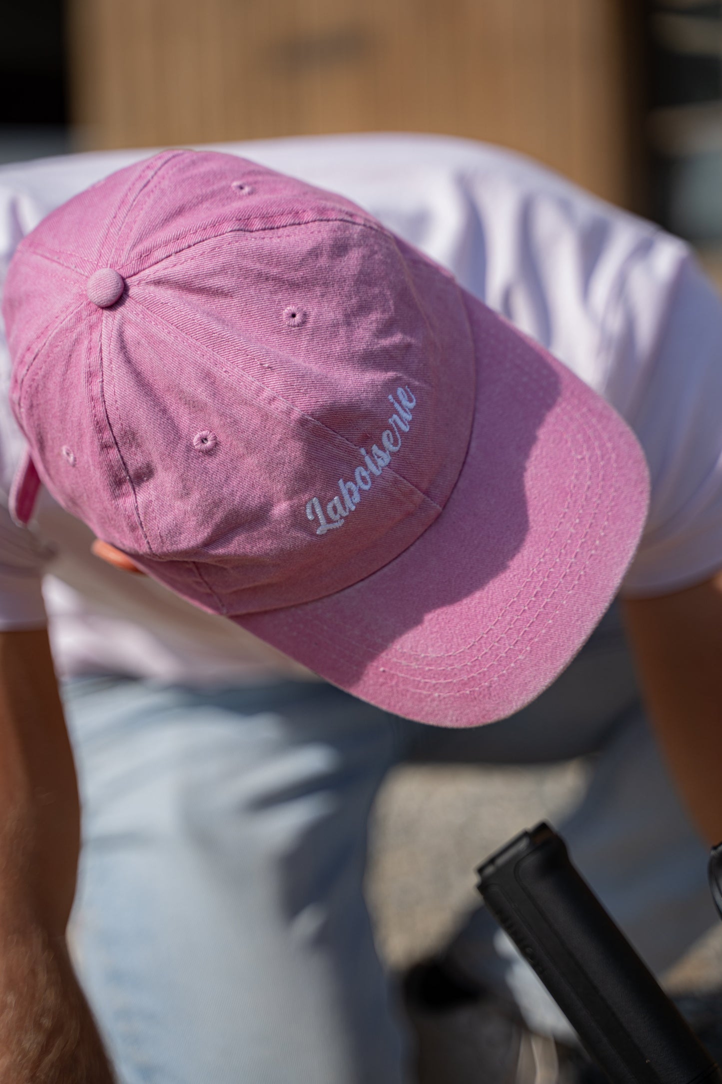 LA CASQUETTE BOISERIE ROSE