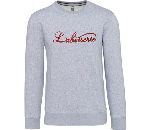 LE PULL BOISERIE GRIS BRODÉ ROUGE