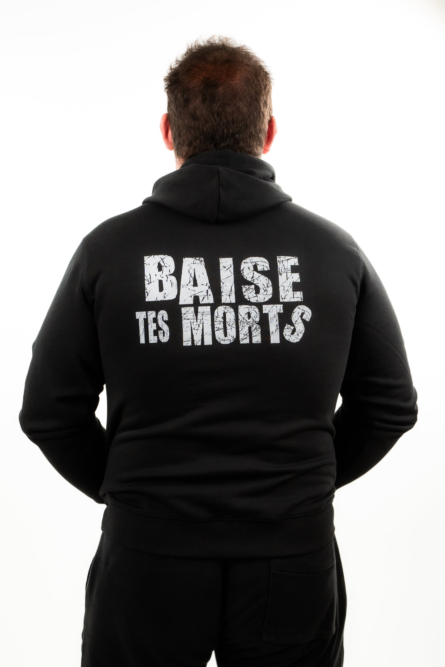 LE SWEAT NOIR BAISE TES MORTS